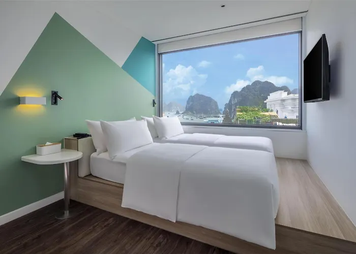 Tru By Hilton Hon Gai Centre 4* Hạ Long