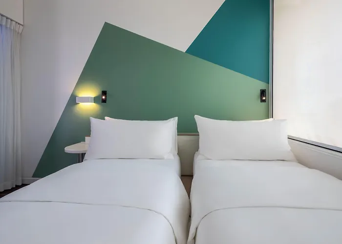 Tru By Hilton Hon Gai Centre 4*